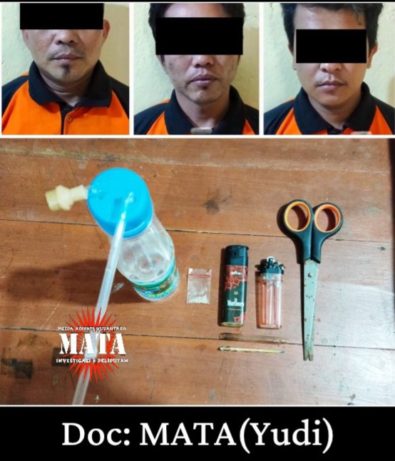 Tiga Warga Ditangkap Saat Asik Konsumsi Sabu, Kapolsek Padang Ratu Satu Pelaku Buron